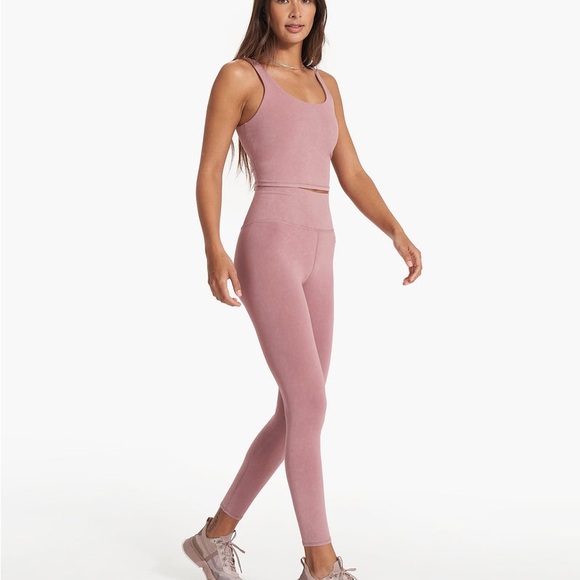 Vuori Washed Studio Leggings - Picture 5 of 11